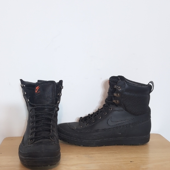 Nike ACG Tychee Boots Mid Top Shoes - Picture 1 of 7